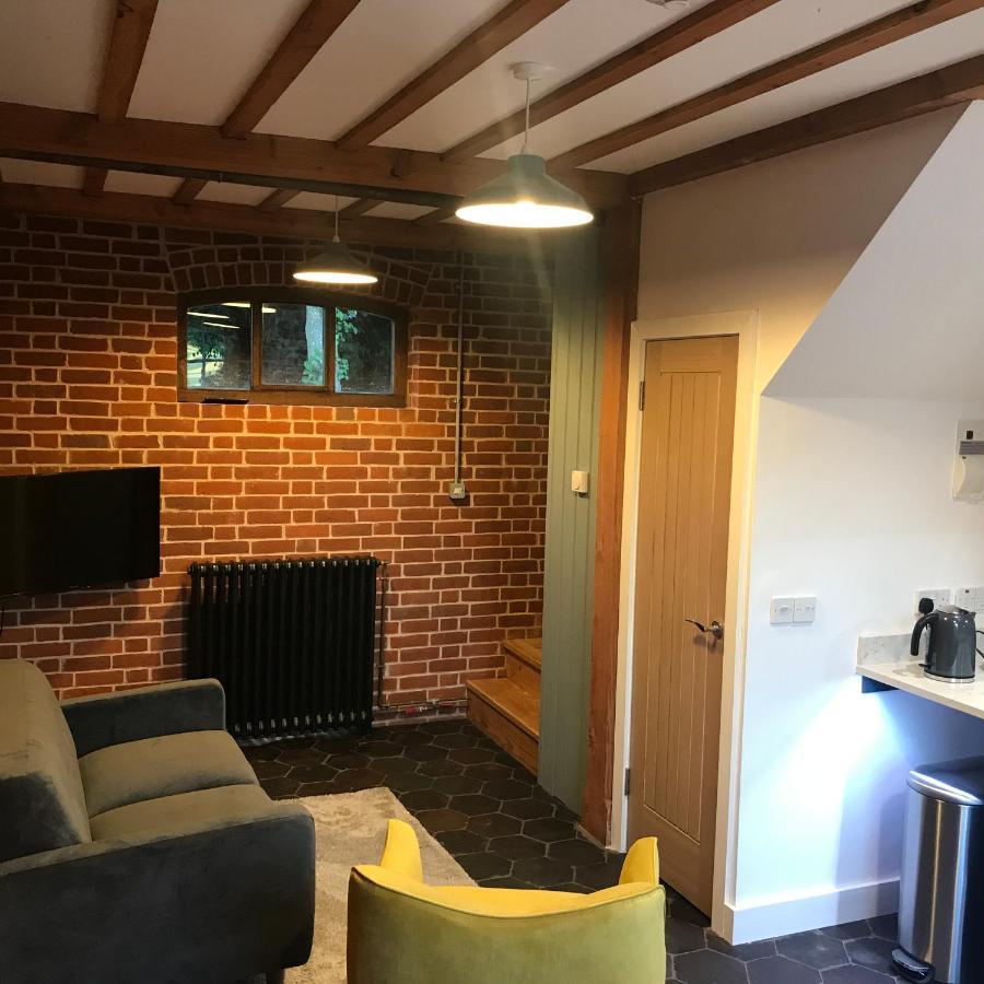 Stunning Rural Apartment, Walking Distance To Three Choirs Vineyard & Restaurant, Gloucestershire Newent Bagian luar foto